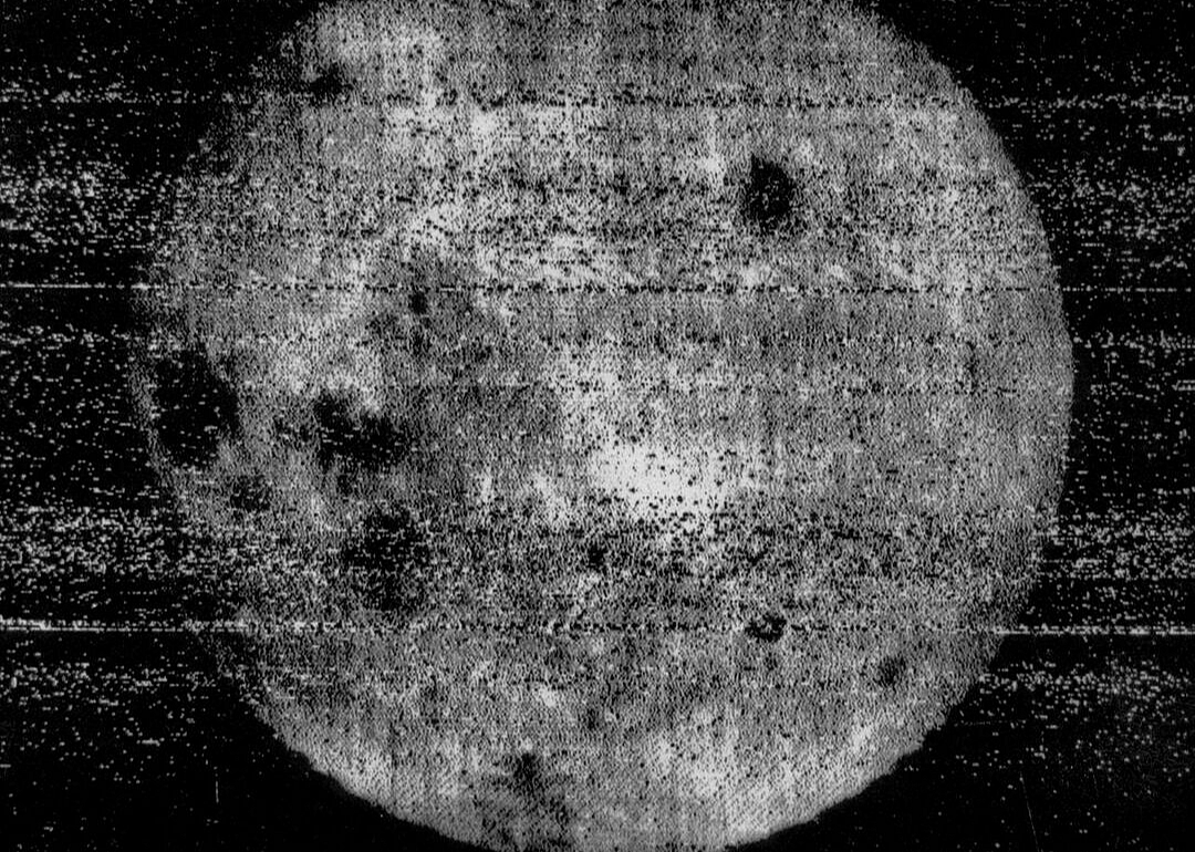 1959: Soviet spacecraft takes first image of moon's far side