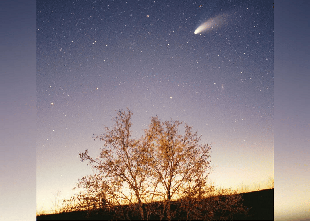 1997: Comet Hale-Bopp passes Earth