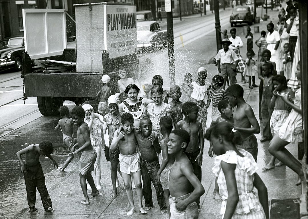 1952