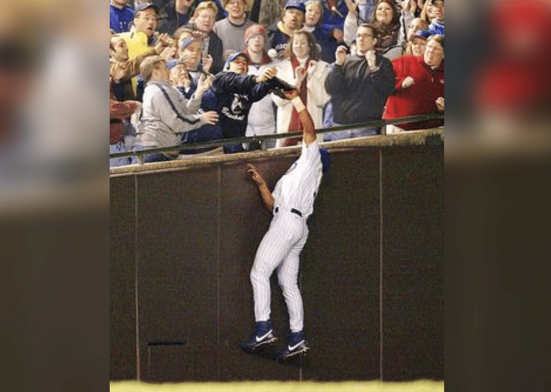 Steve Bartman interferes