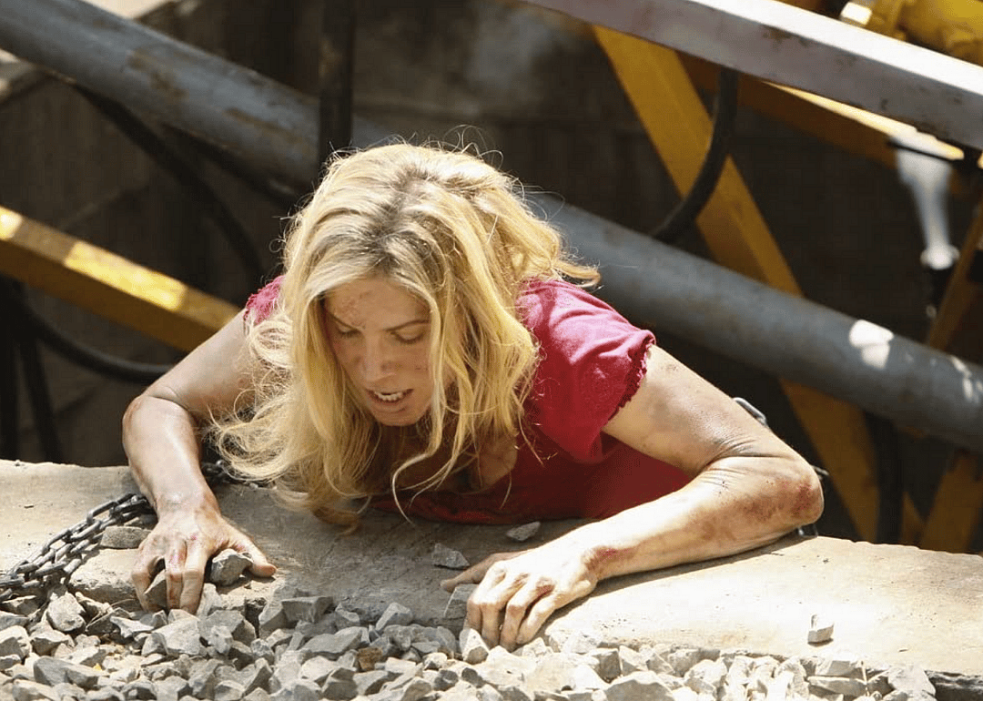 Elizabeth Mitchell in Lost, Season 5, Episode 17
