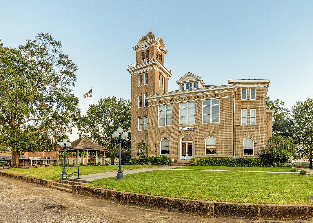 #32. Calhoun County