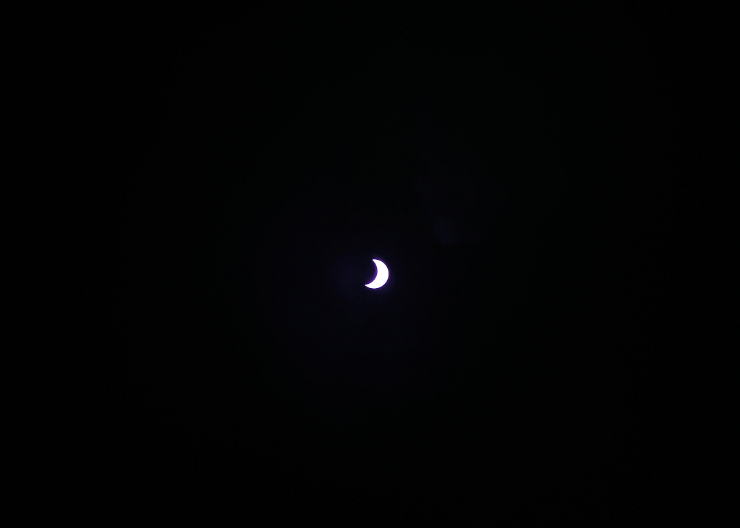 A hyprid solar eclipse.