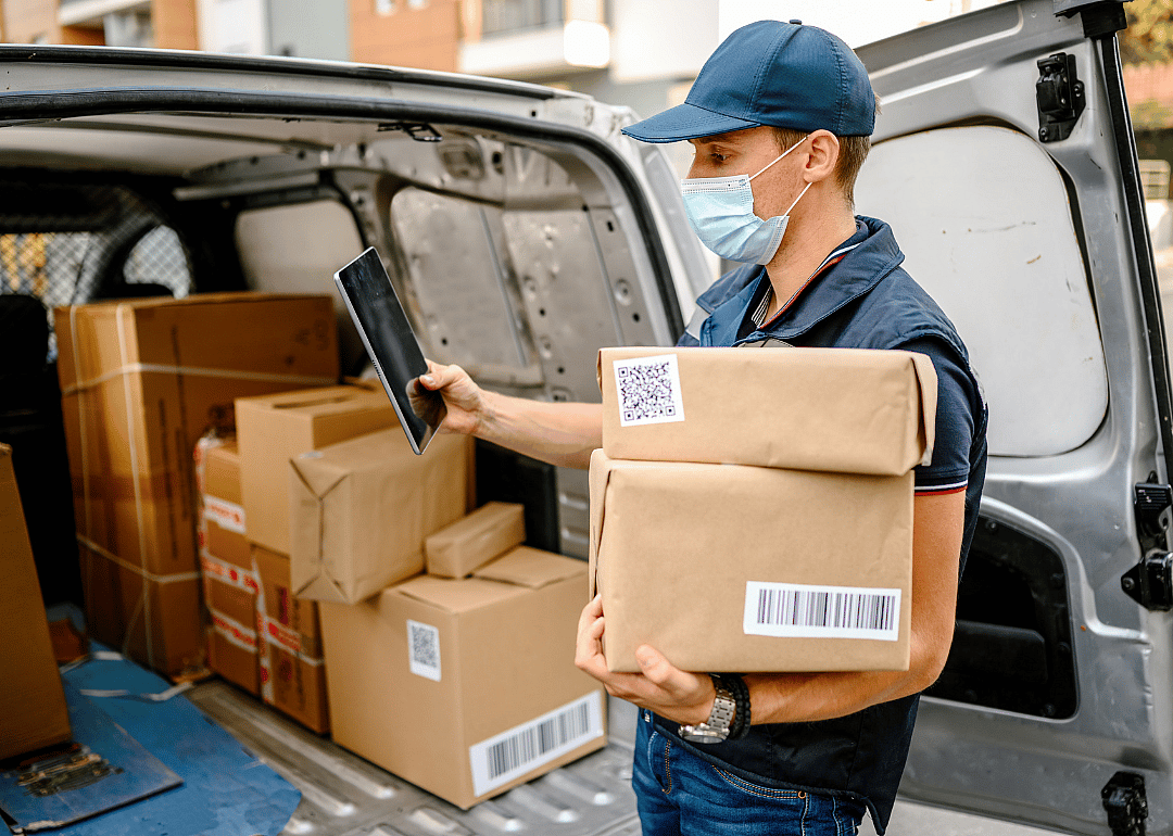 #27. Couriers and messengers