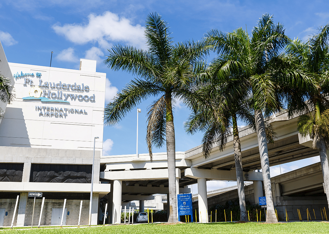 Fort Lauderdale/Hollywood International Airport sign
