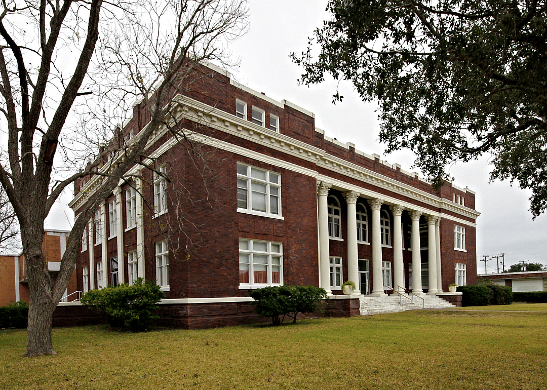 #32. Live Oak County