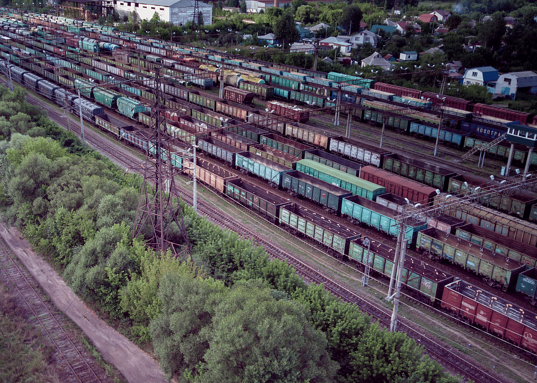 Congested freight networks