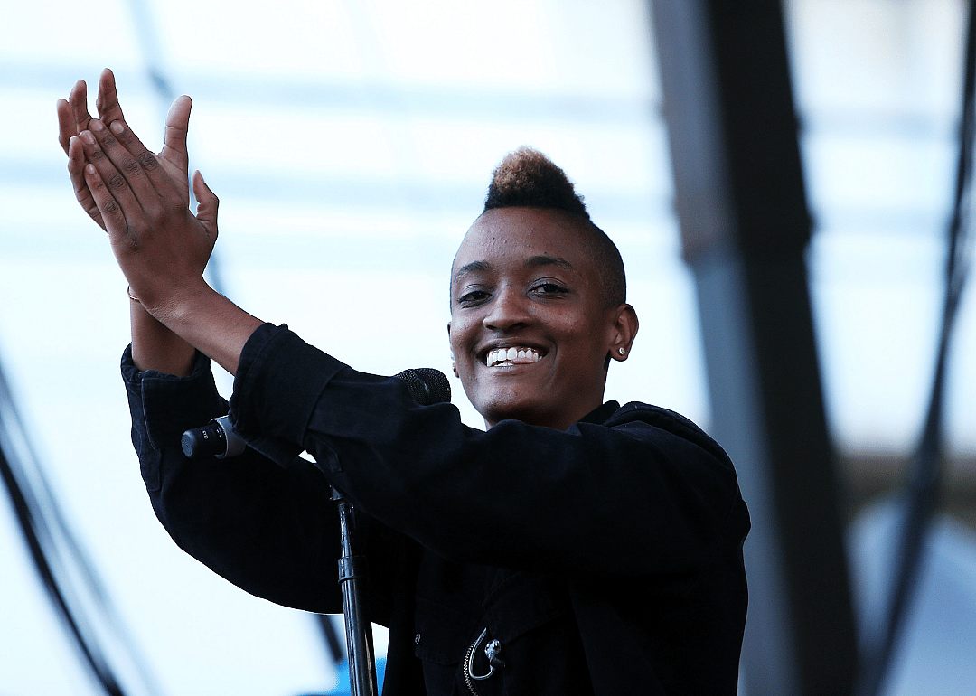 Syd: 'Fin' (2017)