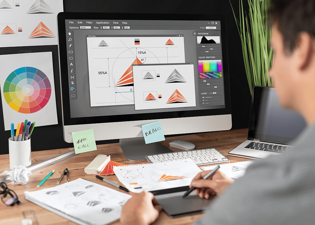 #41. Graphic designers