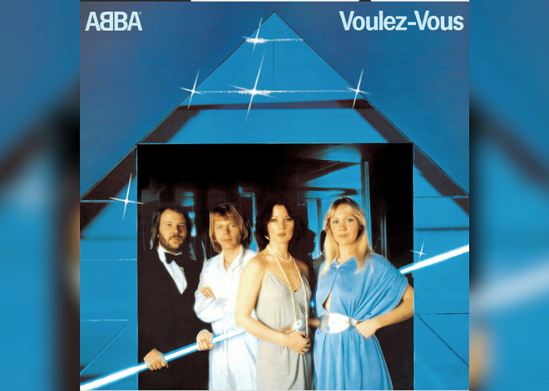 The cover of the "Voulez-Vous" album.