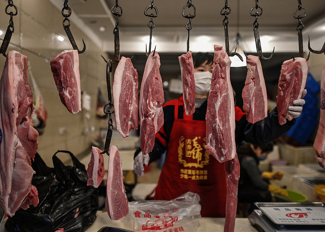 China bans consumption of wild animals