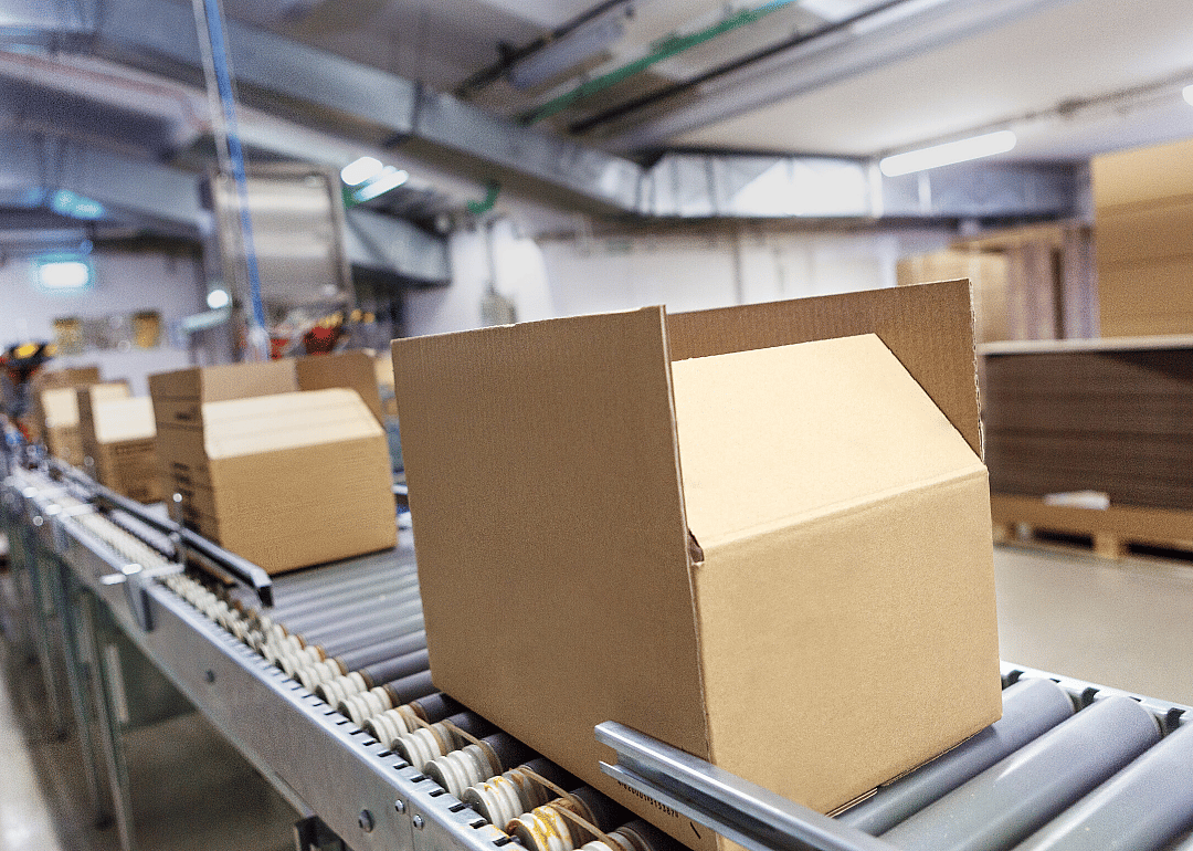 #50. Packers and packagers, hand