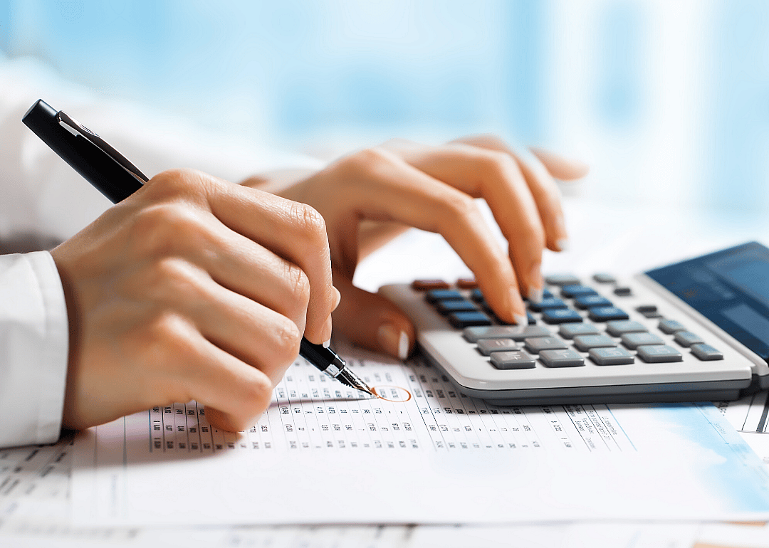#14. Bookkeeping, accounting, and auditing clerks