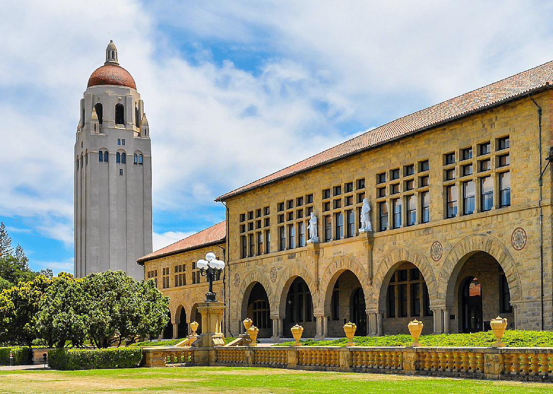Best college near the beach: Stanford University