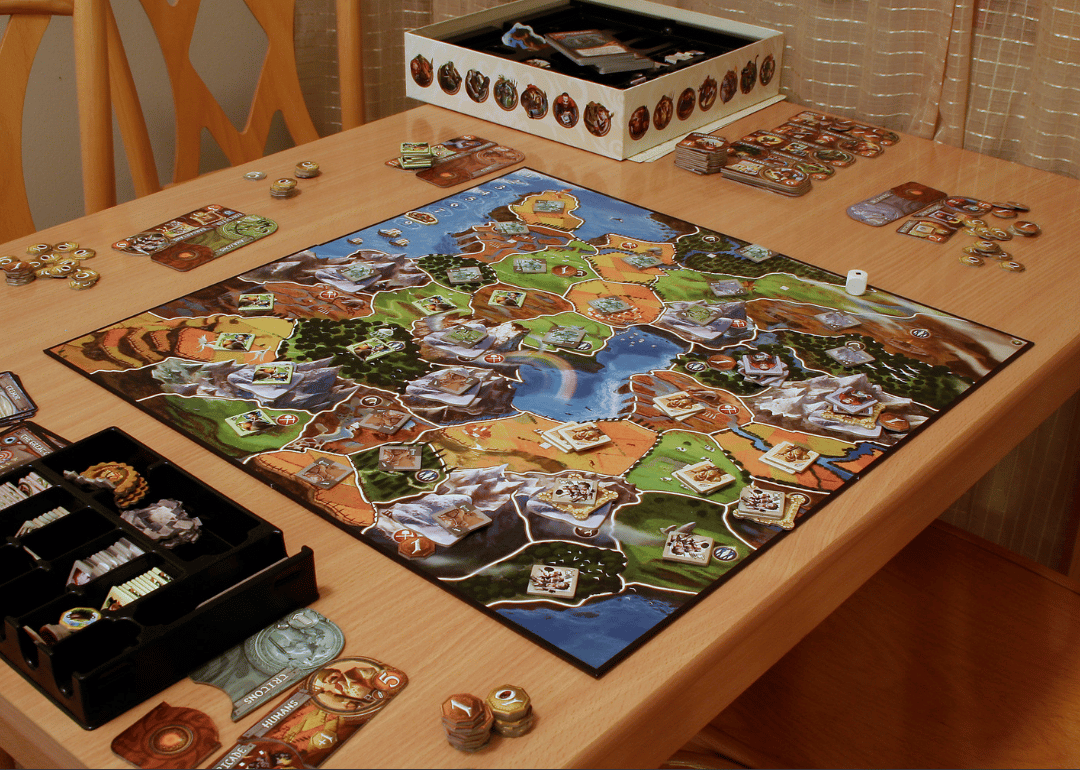 2009: Small World