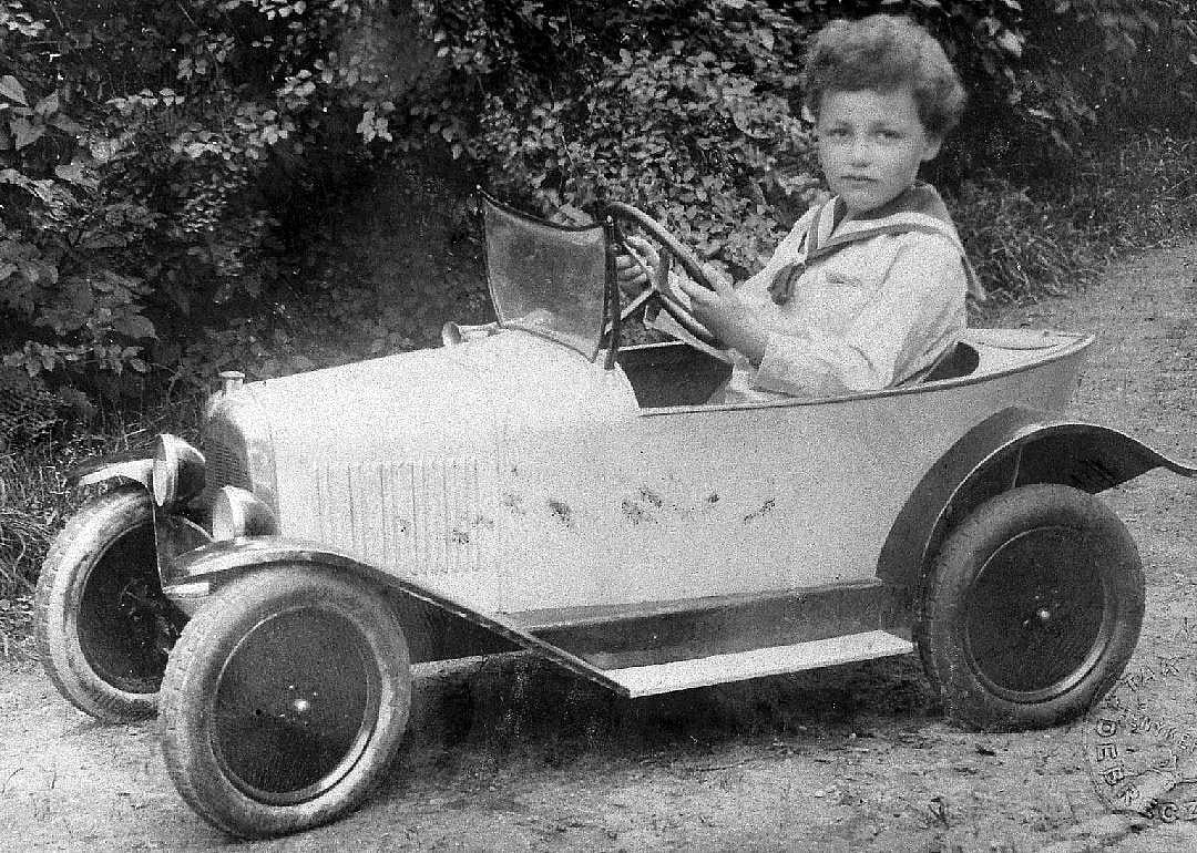 1937: Pedal Cars