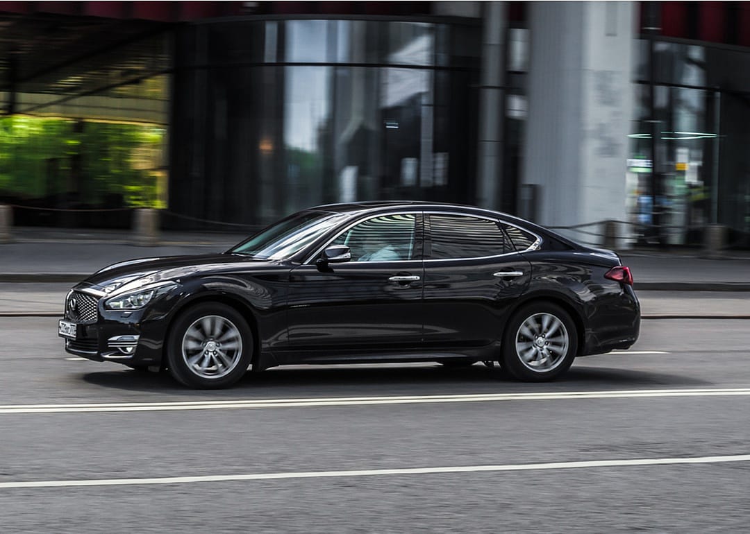 #7. Infiniti Q70