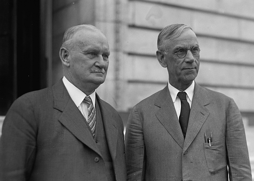 1930