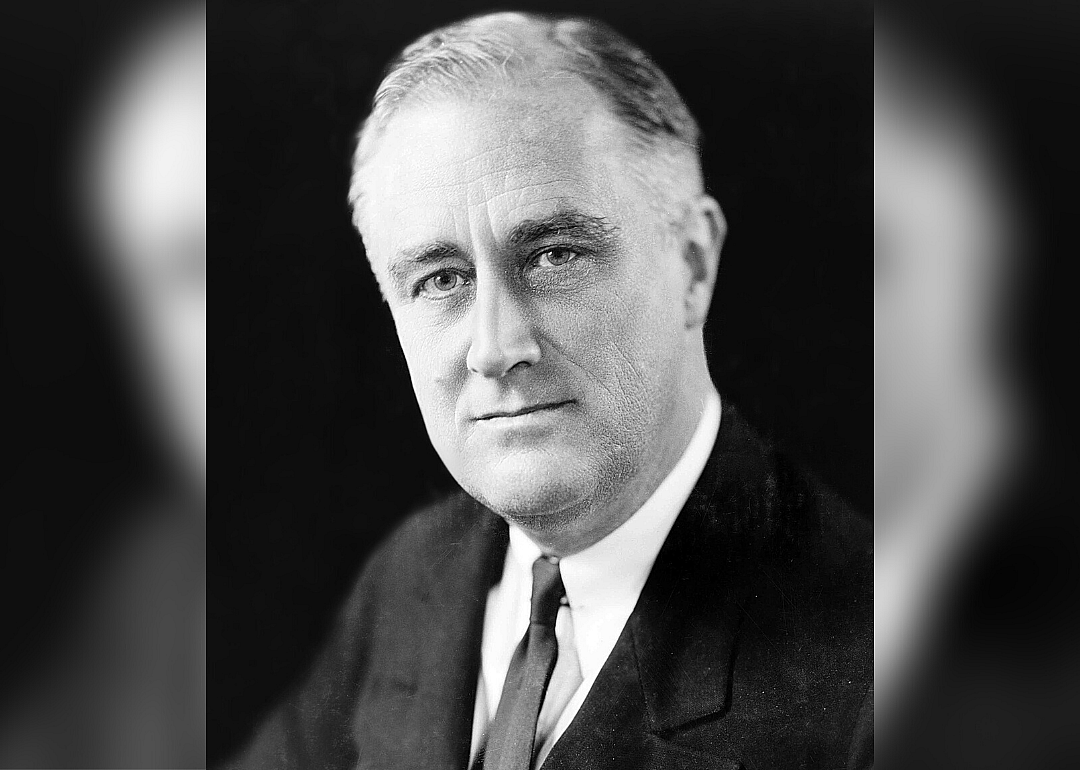 1933
