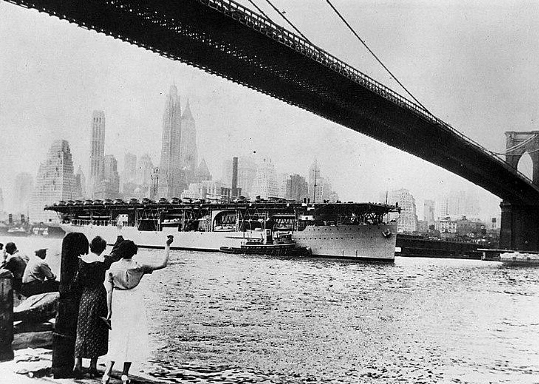 1934