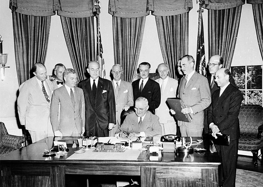 1949