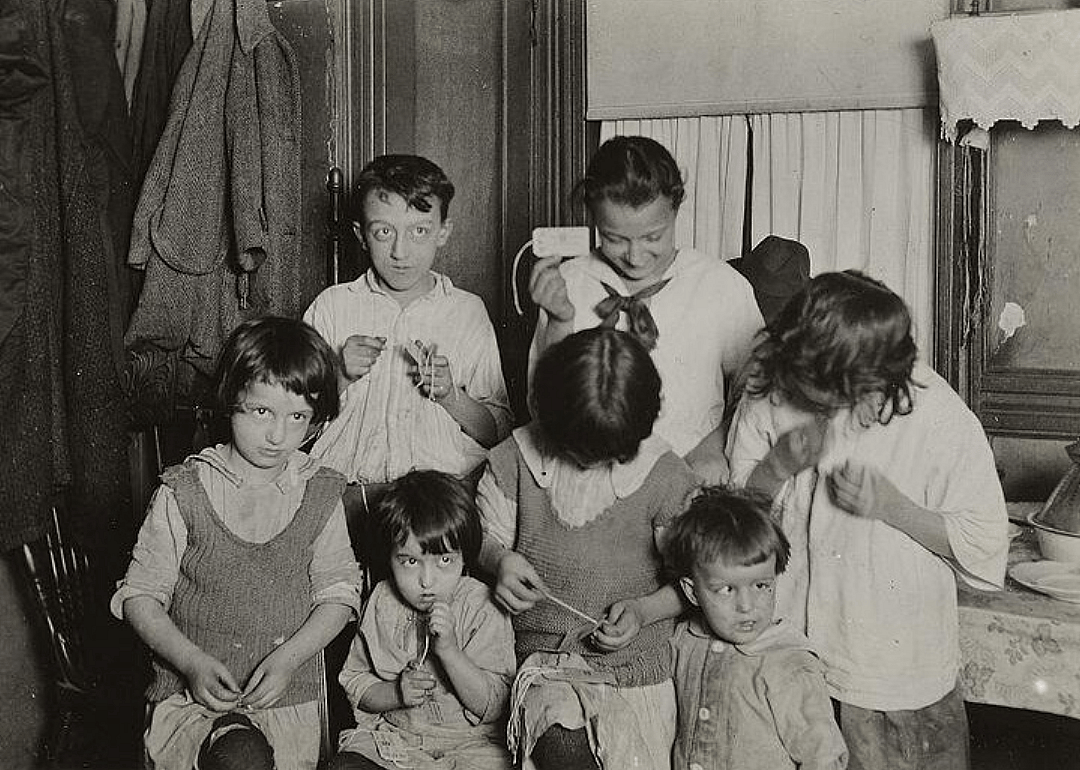 1923