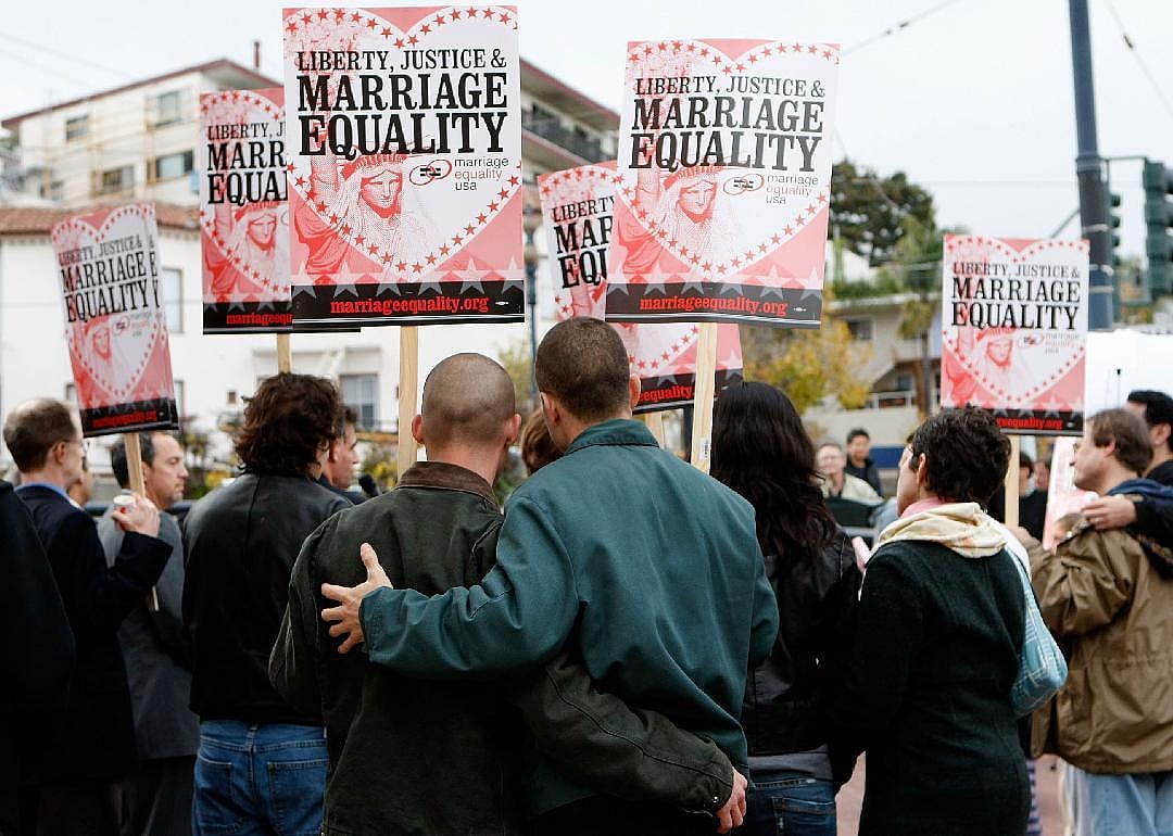 2007: Private marriages