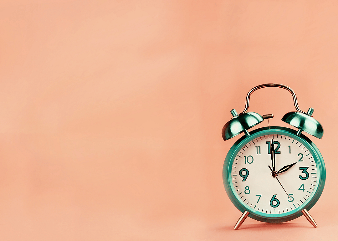 Time zones: 6