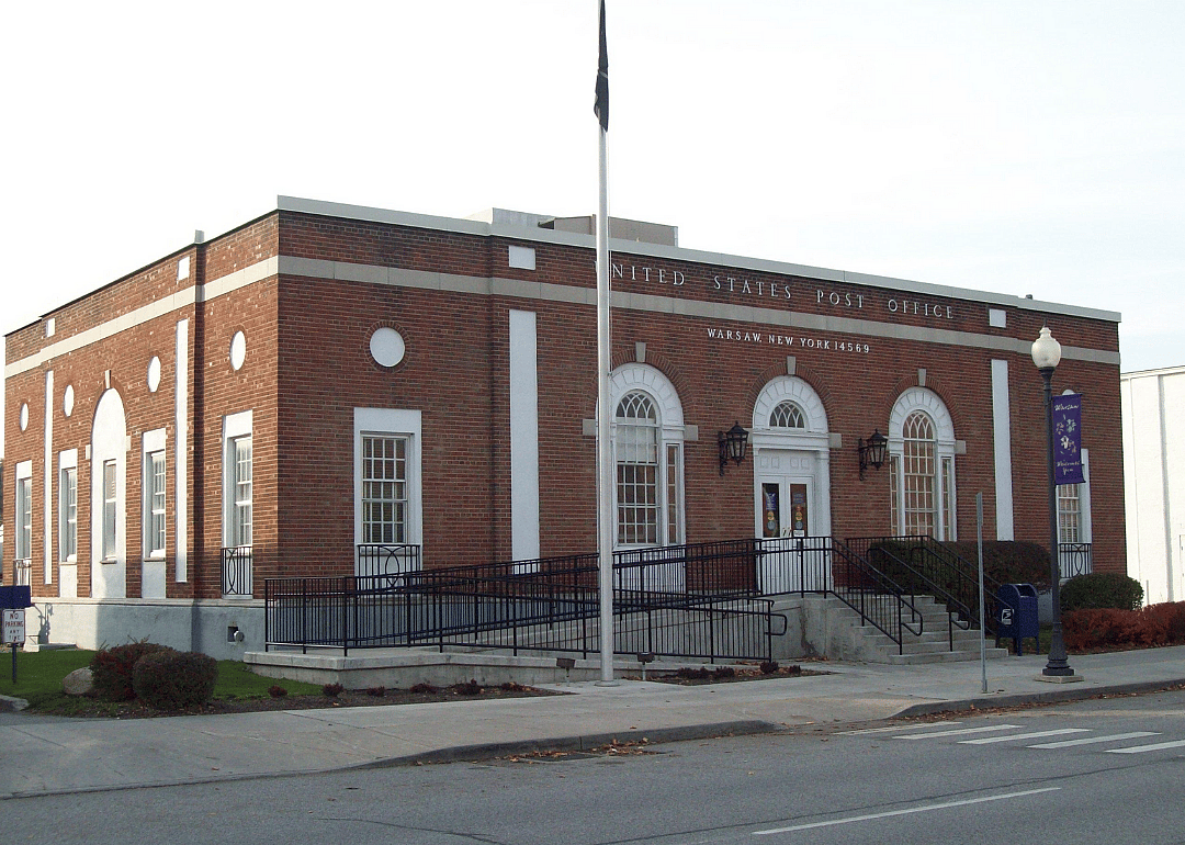 Post offices: 31,322
