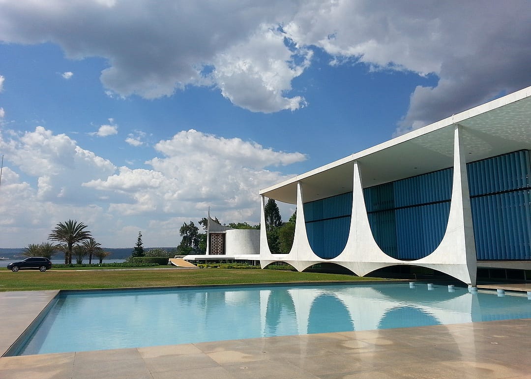 Jair Bolsonaro: Alvorada Palace