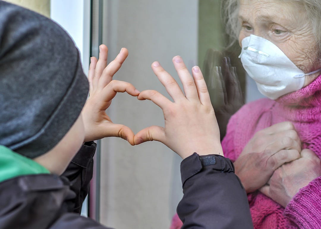New York orders nursing homes to accept COVID-19 patients