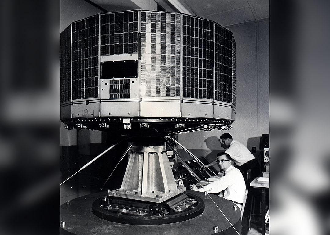 1960: Weather satellite
