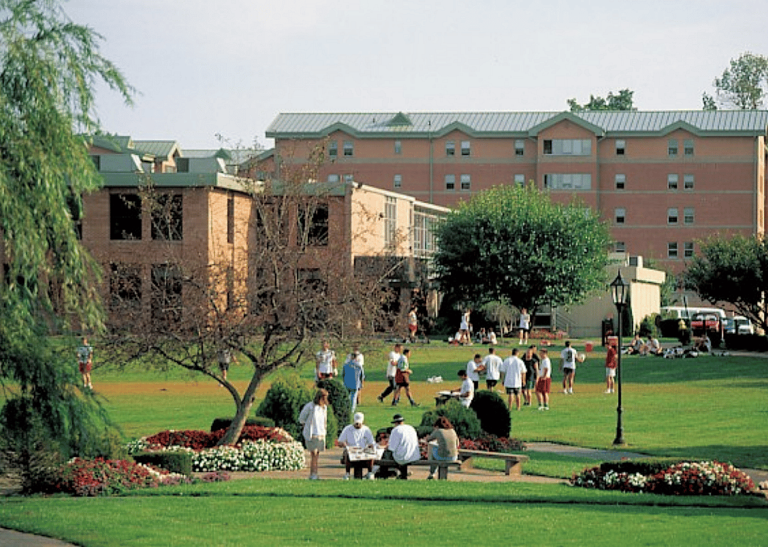 #4. St. Vincent’s College