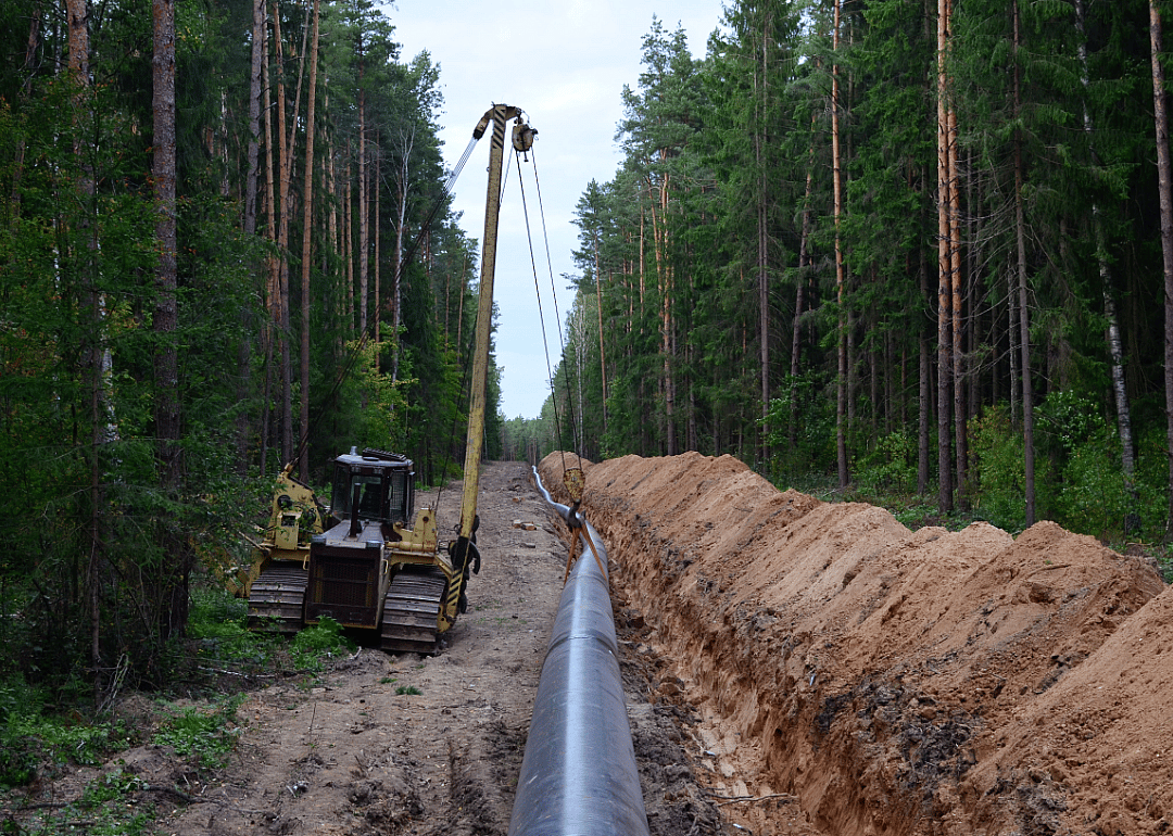 #41. Pipelayers