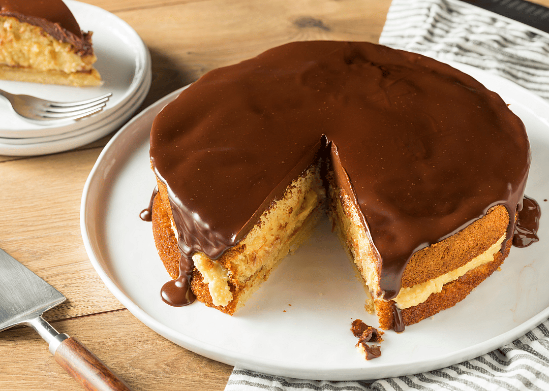 Massachusetts: Boston cream pie