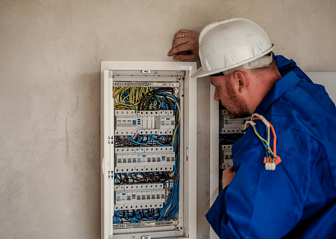 #26. Helpers--electricians