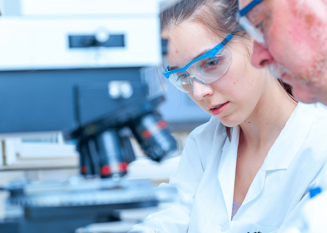 #10. Biological technicians