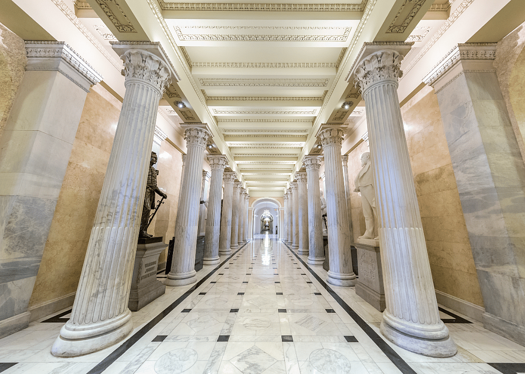 1934: Republicans become a major minority in federal government
