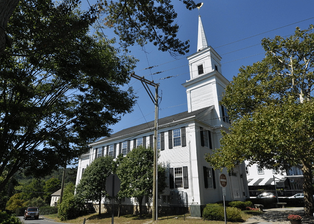 Connecticut: Borough of Newtown