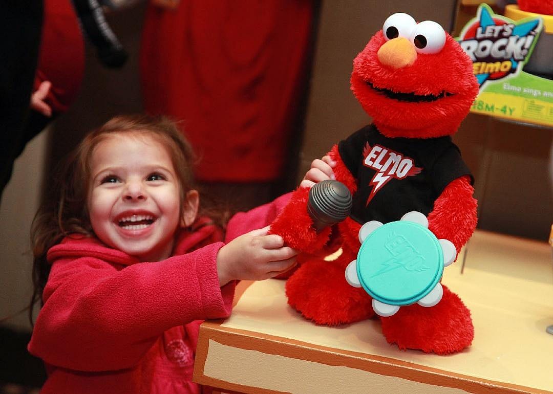 2011: Let's Rock Elmo