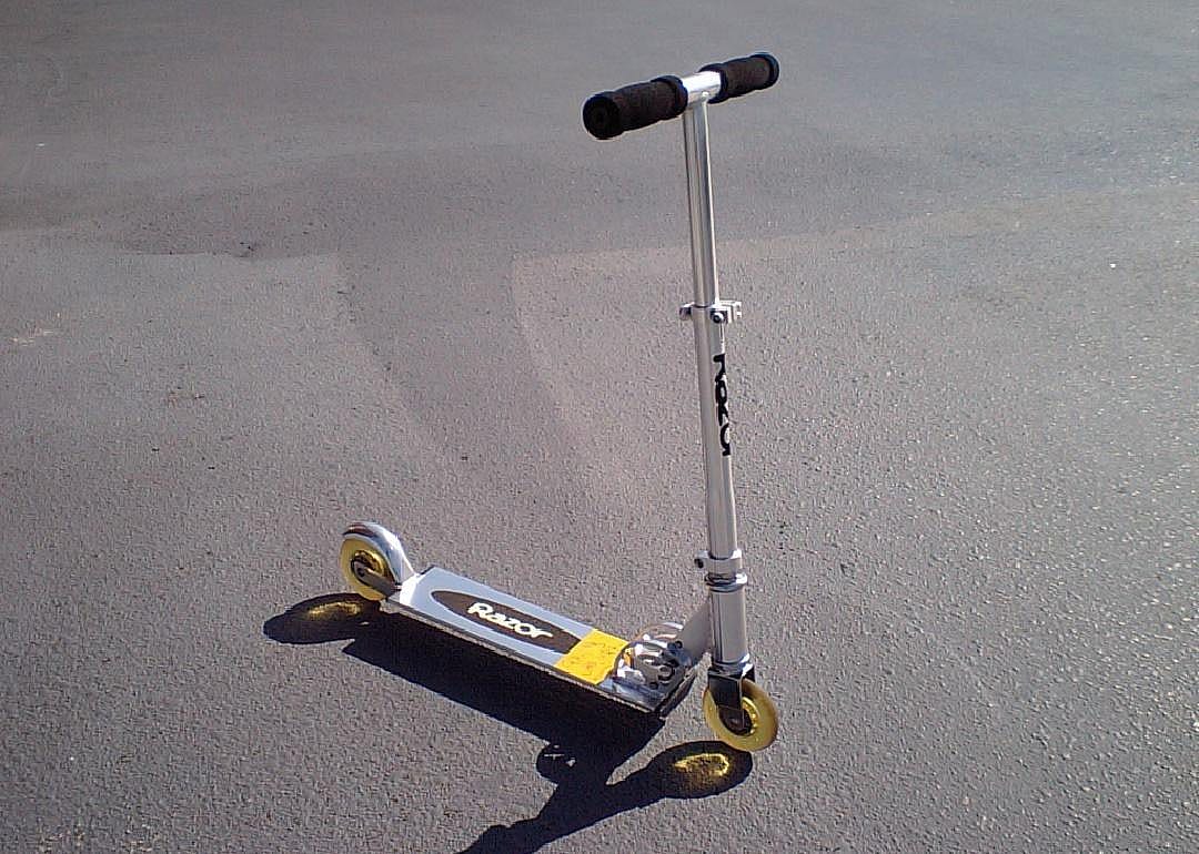 2000: Razor Scooter