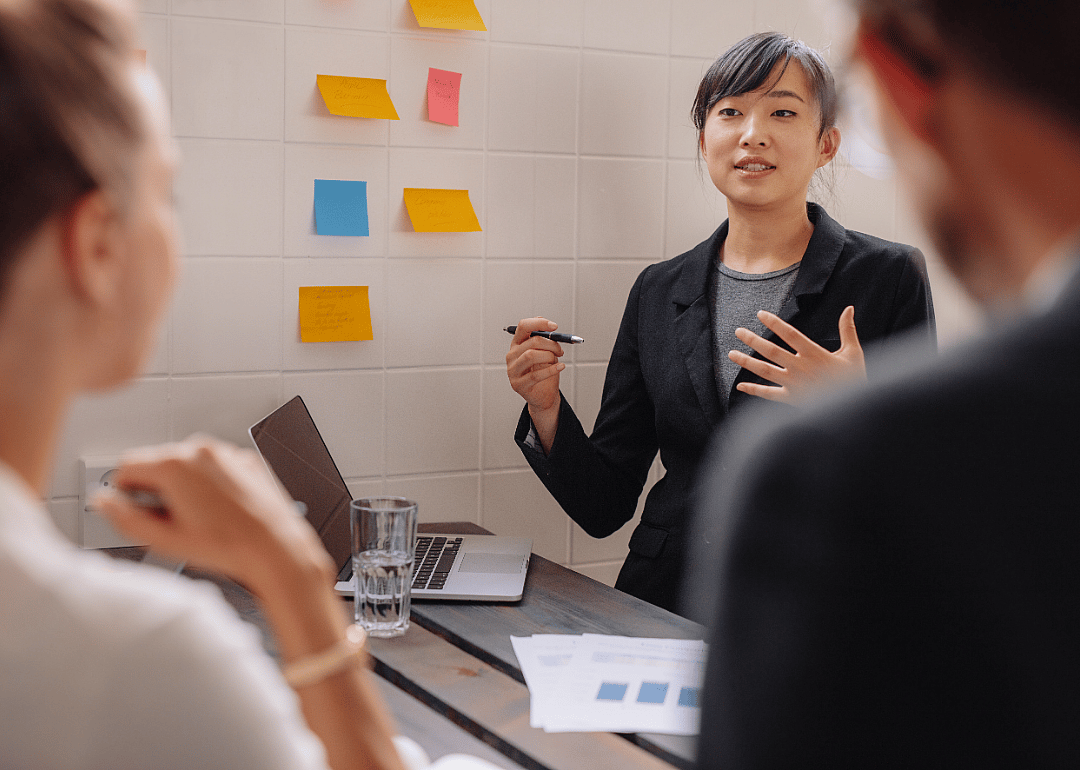 Sales account manager
