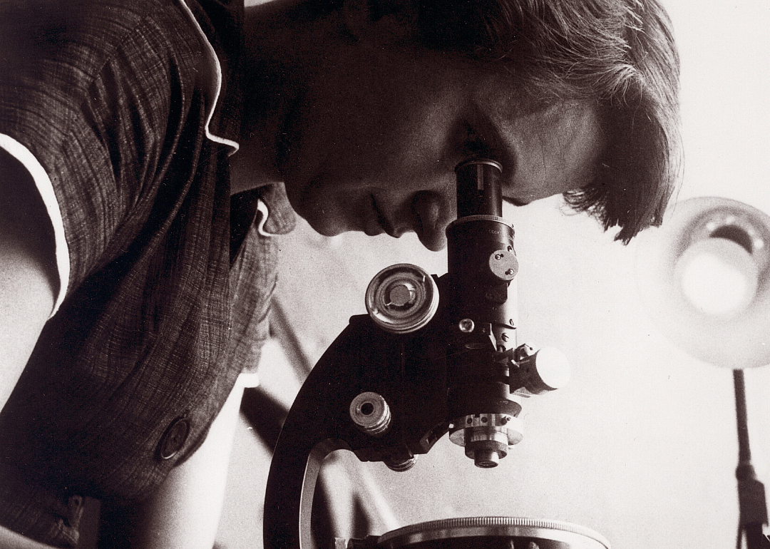 1953: Discovery of DNA structure