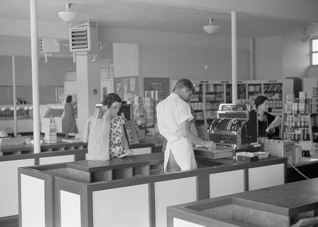 1936: Sawall Health Foods is born
