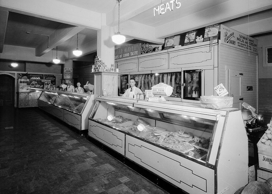 1945: Publix becomes a chain