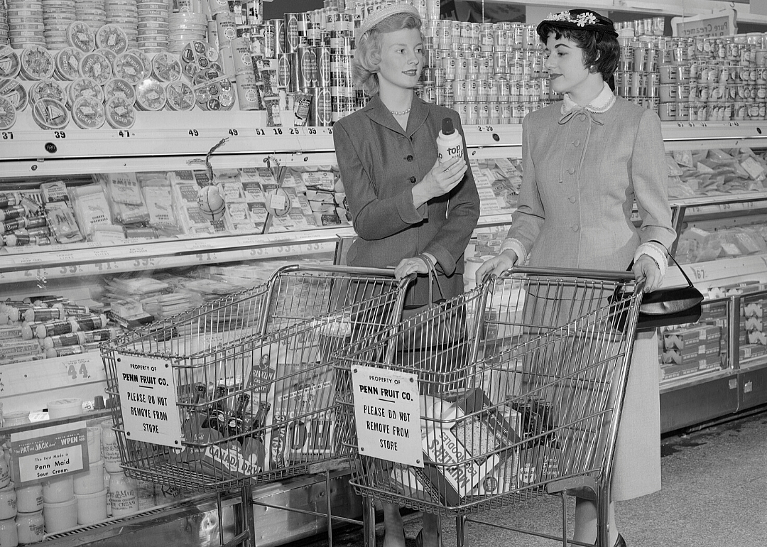 1949: Modern shopping cart gets patented