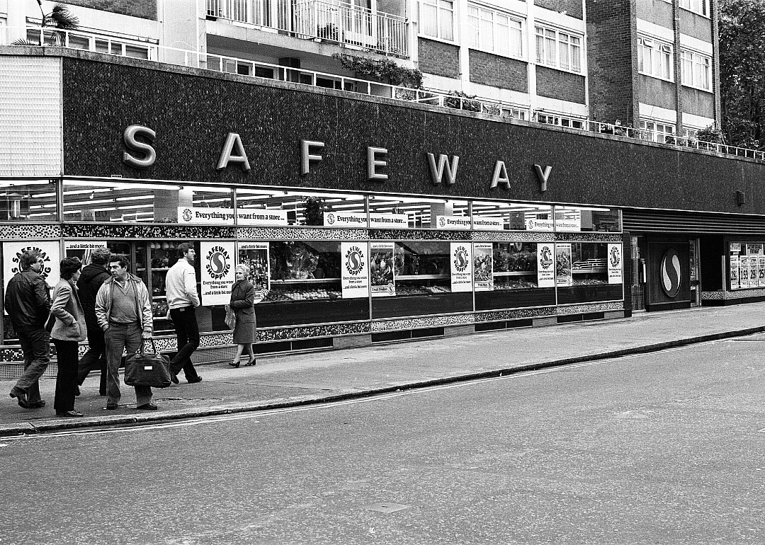 1987: Safeway goes private to avoid a hostile takeover