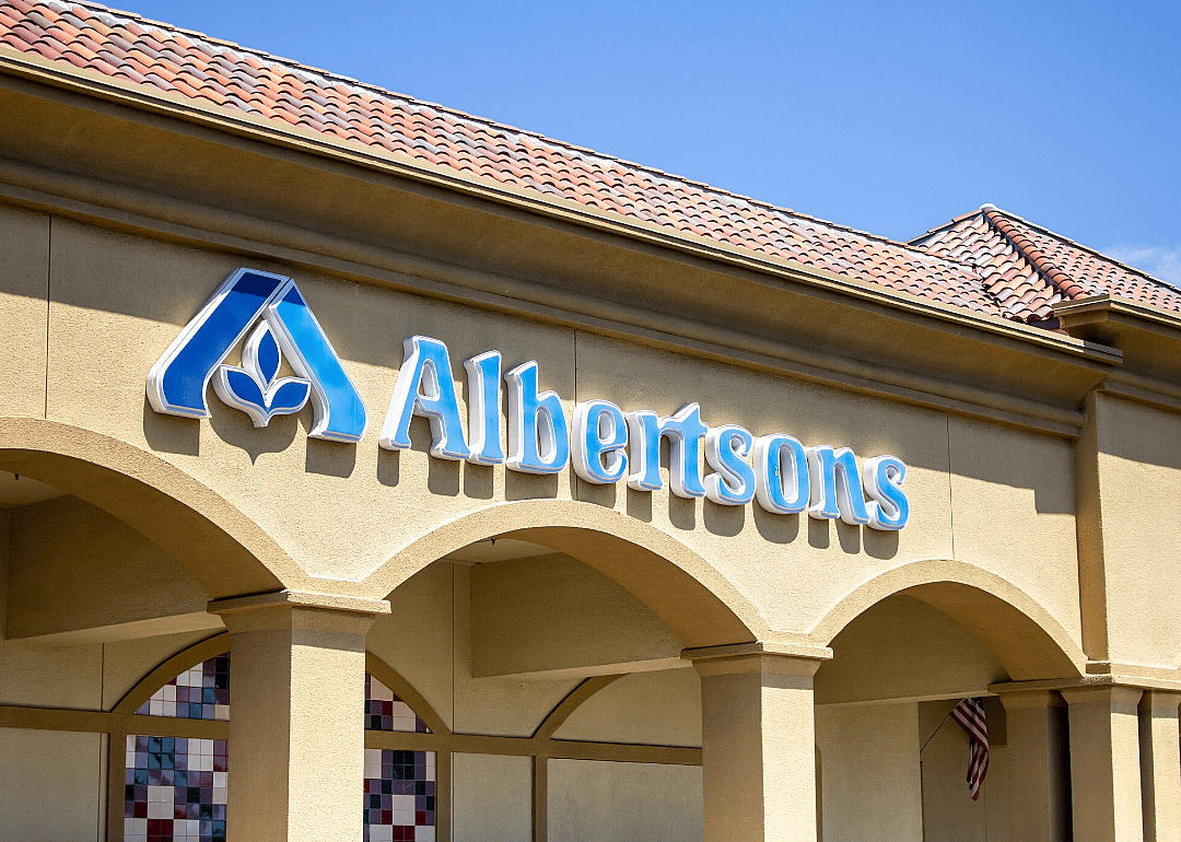 2015: Albertsons and Safeway merge
