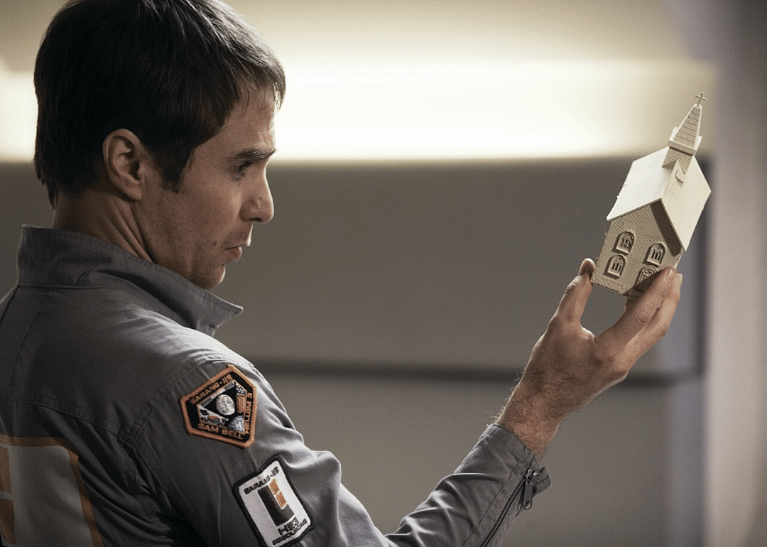 #75. Moon (2009)