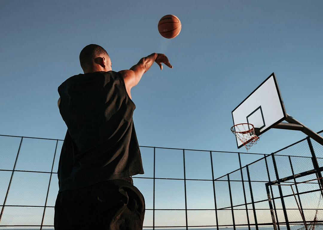 2016: Airball